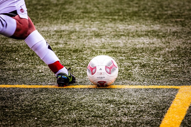 华横溢的球 华横溢的球